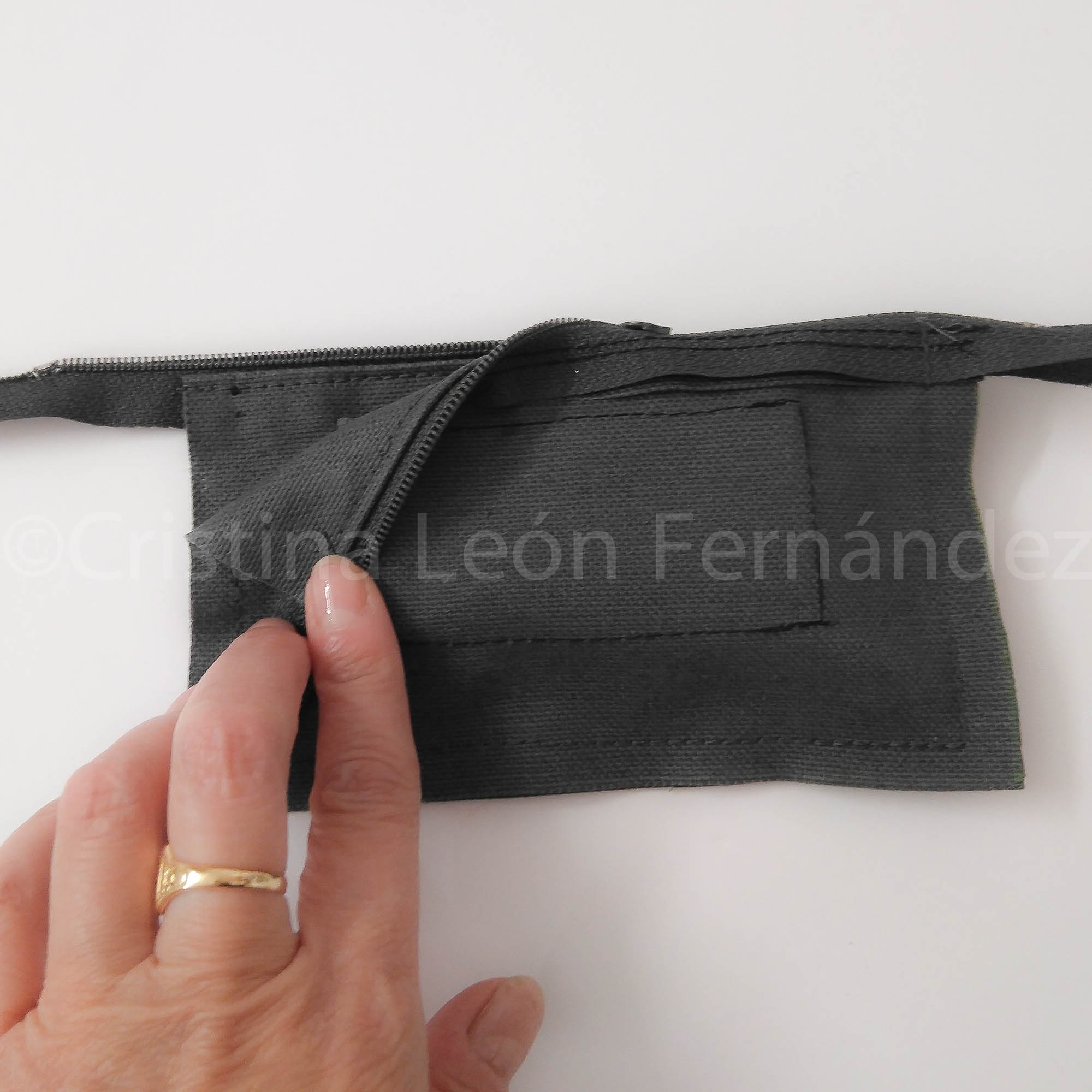 Tutorial cartera, cremallera abierta por la mitad para coser costados